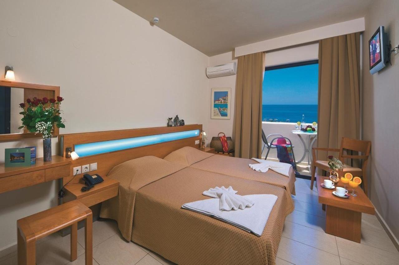 Eva Bay Hotel On The Beach - Adults Only Аделианос Кампос Экстерьер фото